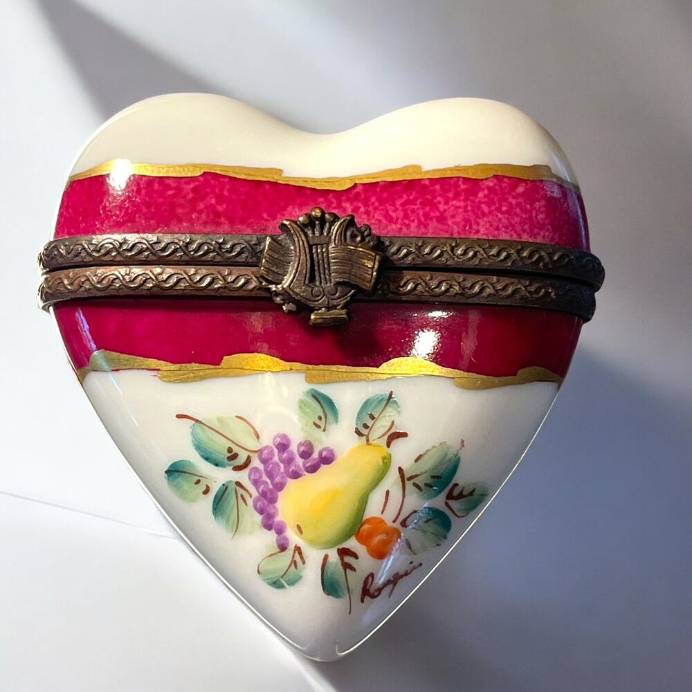 Authentic Limoges Heart Shaped Fruit Trinket Box, Engagement Ring Box, Pillbox